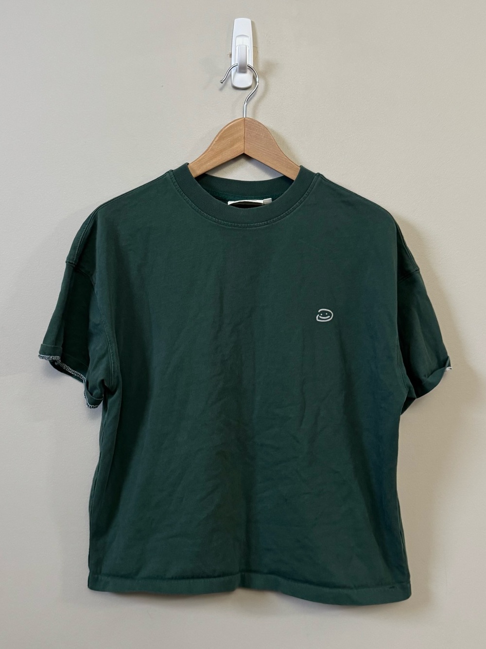 Drmers Club Green “Wear a good feeling” unisex short sleeve t-shirt 💜